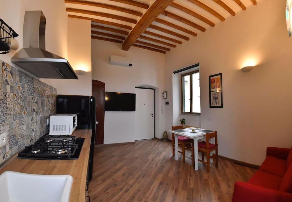Ferienwohnung Il Garibaldino Livorno Exterior foto